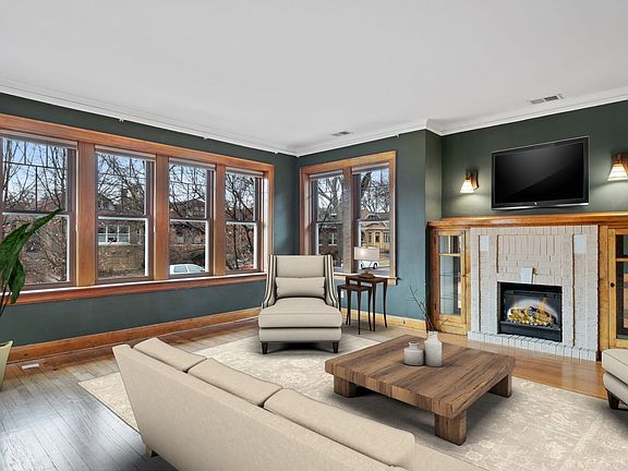4th image of 6135 N Maplewood Ave