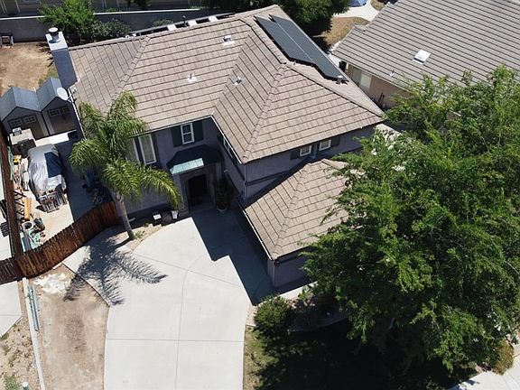 4th image of 5668 N Blythe Ave
