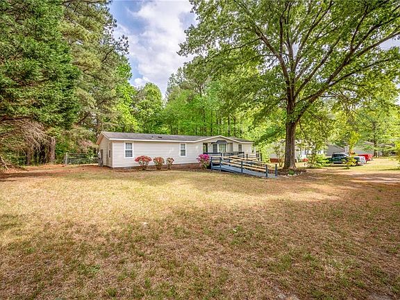 3rd image of 9975 Grove Ct
