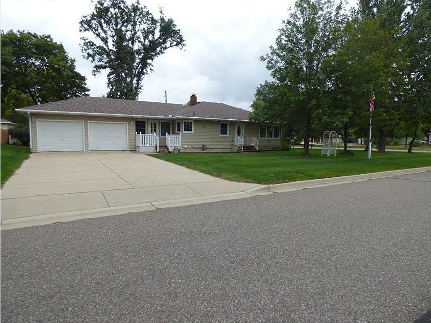 1st image of 115 20th Ave S