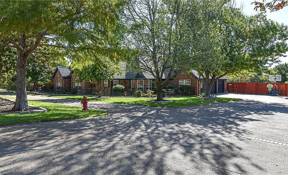 1st image of 1507 Alan Arbor Ln