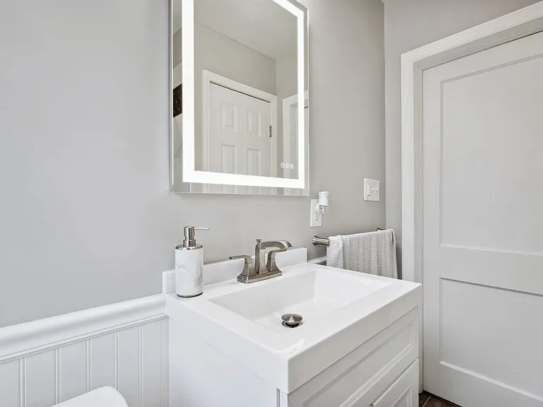 324 Westowne Rd — Photo 9