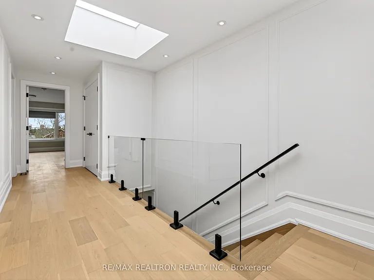 792 Midland Ave — Photo 28