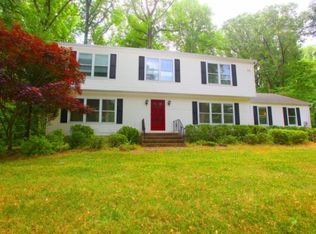 210 Yale Dr, Lincroft, NJ