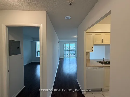 1 Pemberton Ave Photo 1