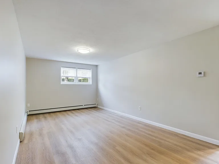 118 Greenleaf St #5 — Photo 3
