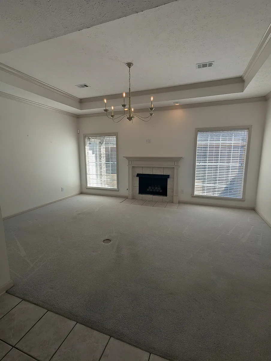 Building Photo - 706 Eliza Pl