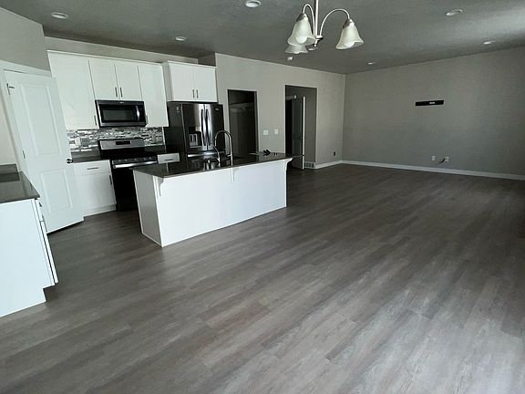 5th image of 1666 W Rockaway Ln #42