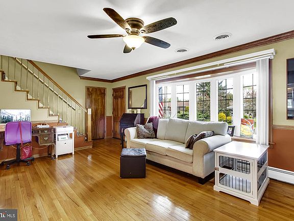 4th image of 1165 Krentler Dr