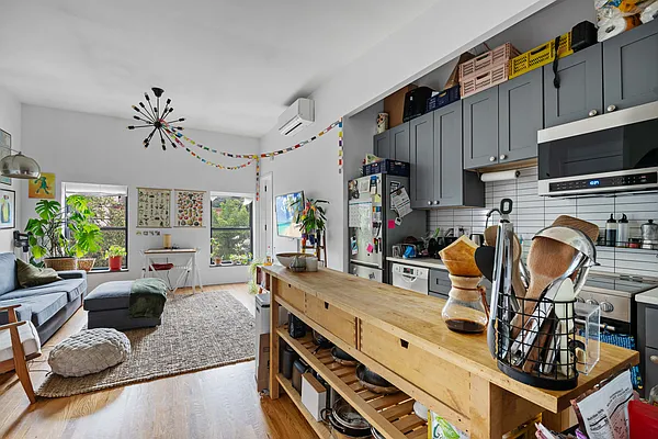 Rented by Corcoran | media 17