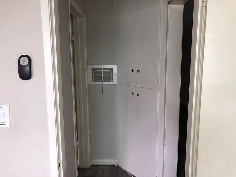 210 W Lemon Ave — Photo 8