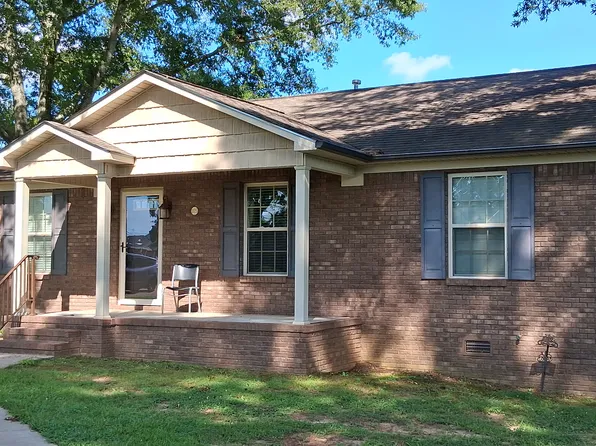 105 Oak Ln, Rogersville, AL 35652