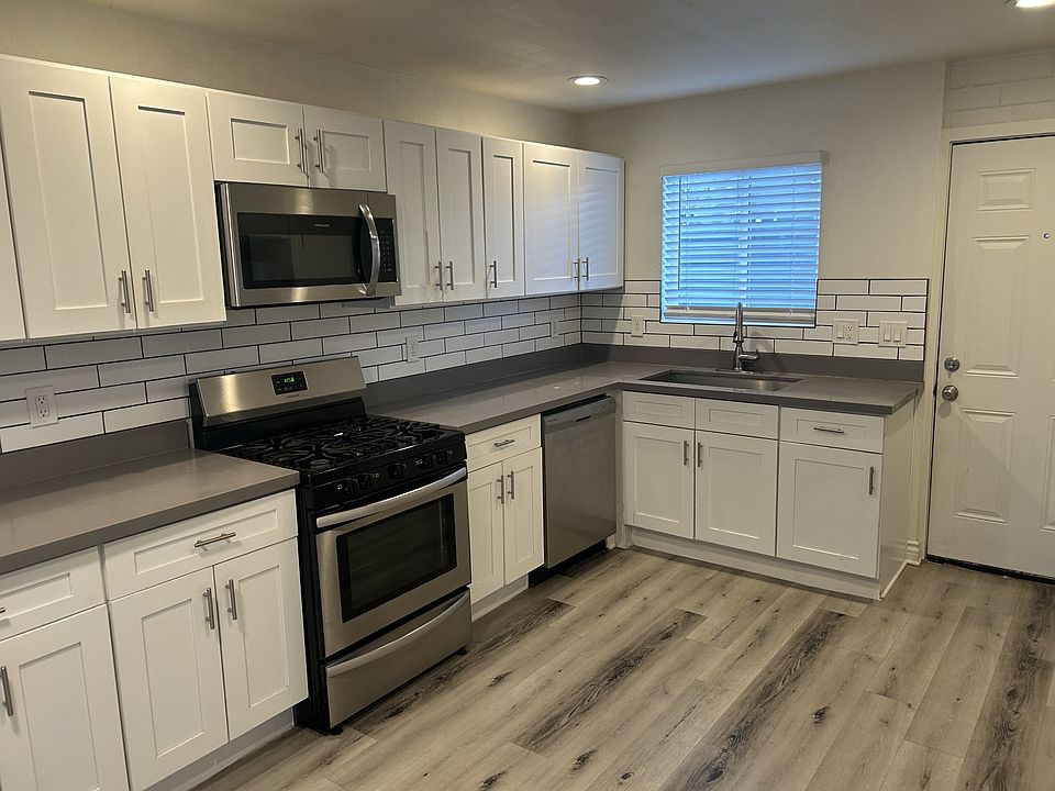 1st image of 6725 E Earll Dr #13