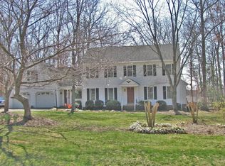 16231 Hunters Ridge Ln, Moseley, VA 23120