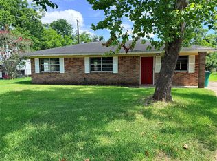 225 Burkett St, Richwood, TX 77531