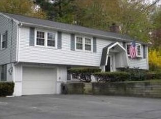 6 Cedar Ln, Merrimack, NH 03054