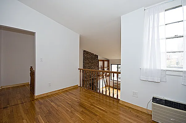 Rented by Citi Habitats | media 42