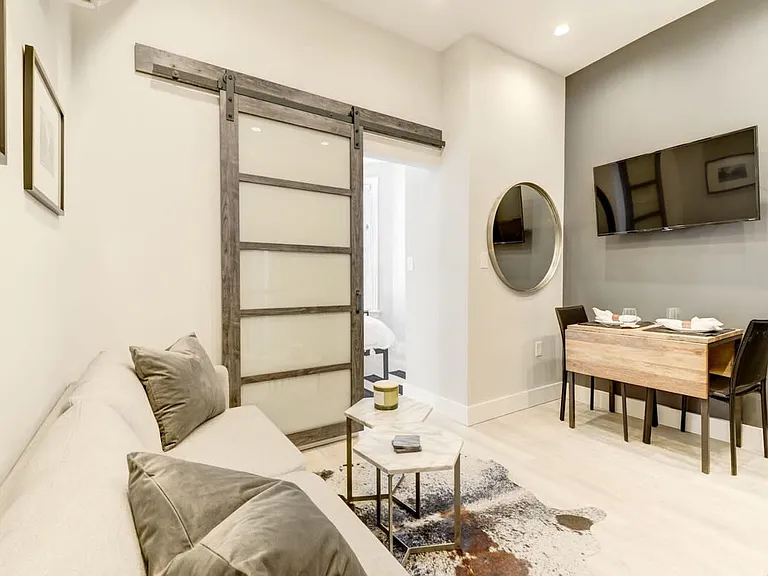 1704 Q St NW #202 — Photo 2