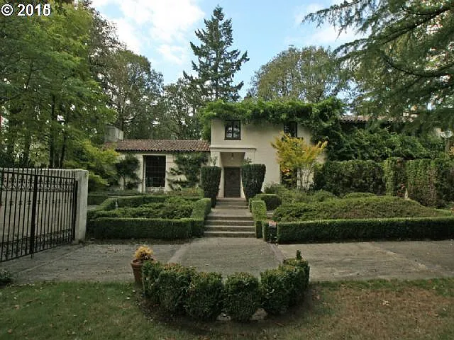 12016 SW Breyman Ave photo 1