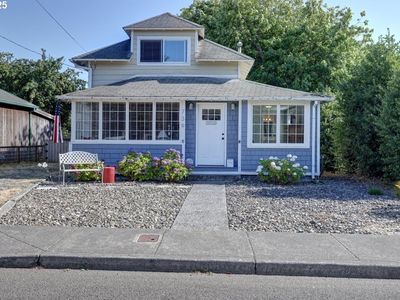 739 11th Ave, Seaside, OR, 97138