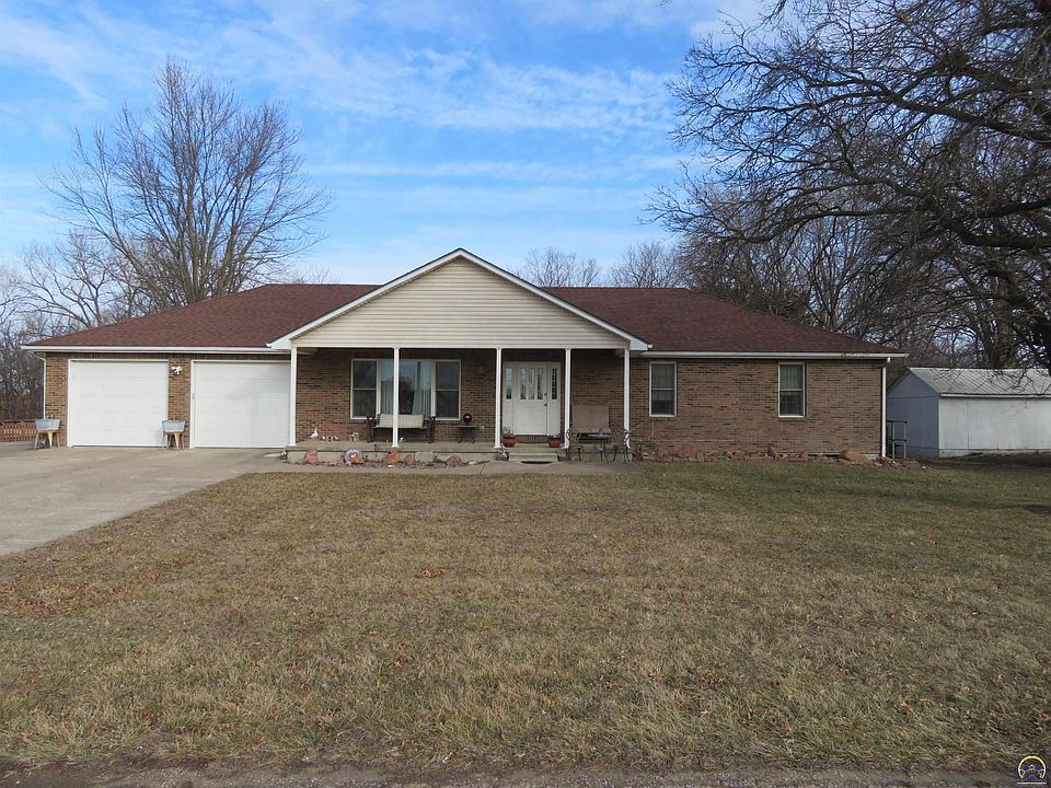 1st image of 302 W Cynthia St
