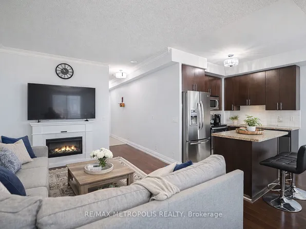 1070 Sheppard Ave W #Penthouse 16, Toronto, ON M3J 0G8