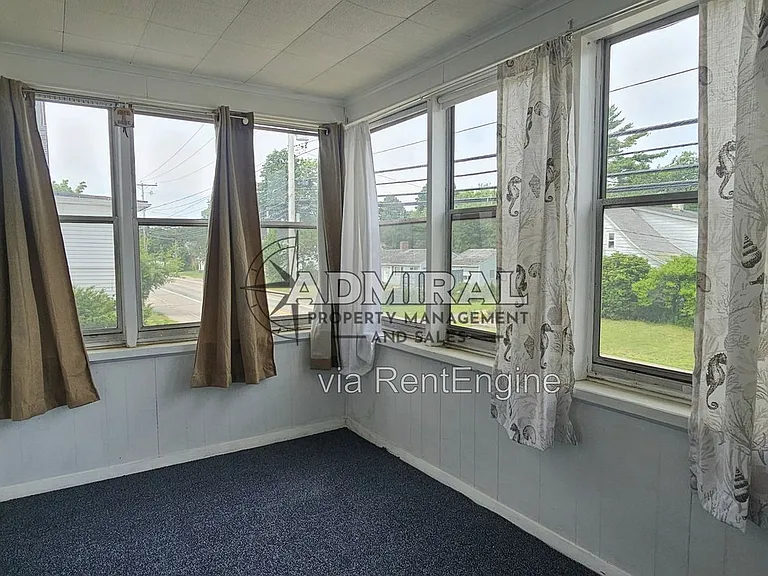 52 Washington St #A — Photo 27