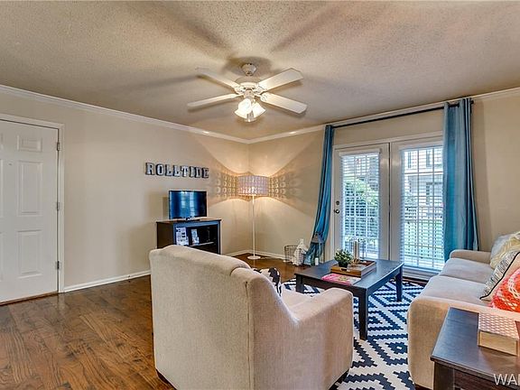 2nd image of 120 15th St E APT 601