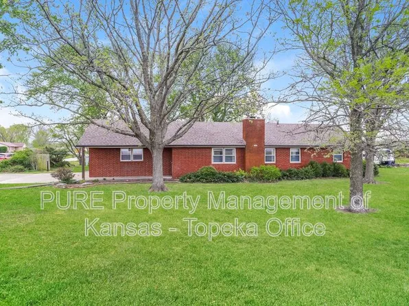 3445 SE 45th St, Topeka, KS 66609