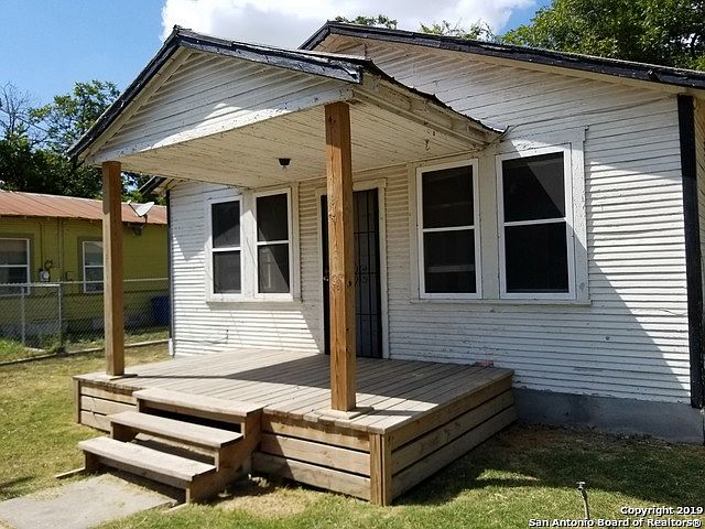 1st image of 1203 Division Ave