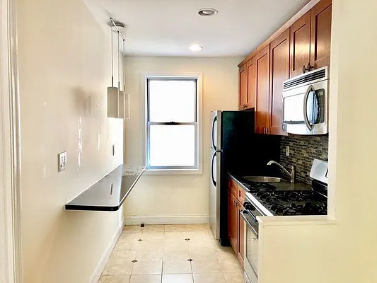 Rented by EXR | media 75