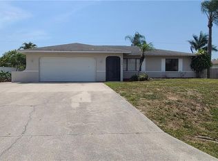 18660 Sebring Rd, Fort Myers, FL 33967