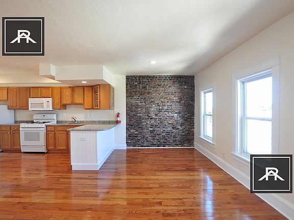 2nd image of 5 Grimes St APT 3