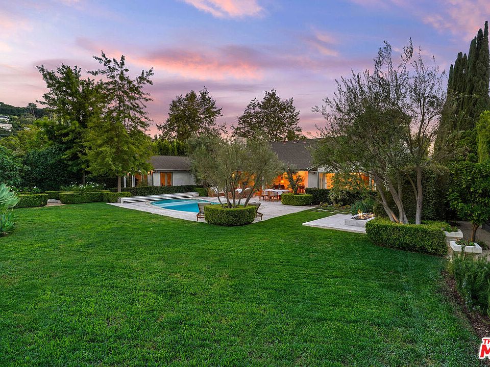 1st image of 3428 Wrightview Dr