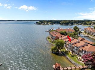 17925 Kings Point Dr APT F, Cornelius, NC 28031