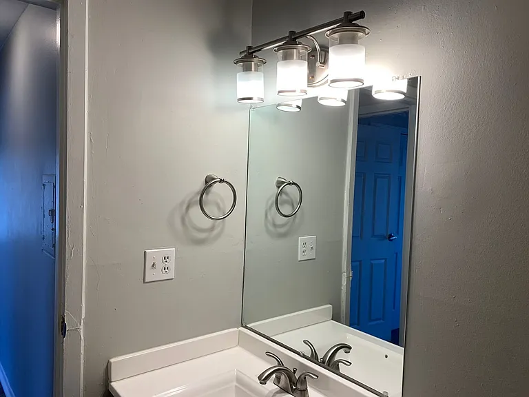 Garden Pointe Apartments — Photo 55