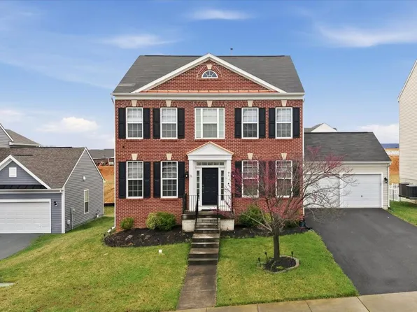 95 Butler St, Charles Town, WV 25414