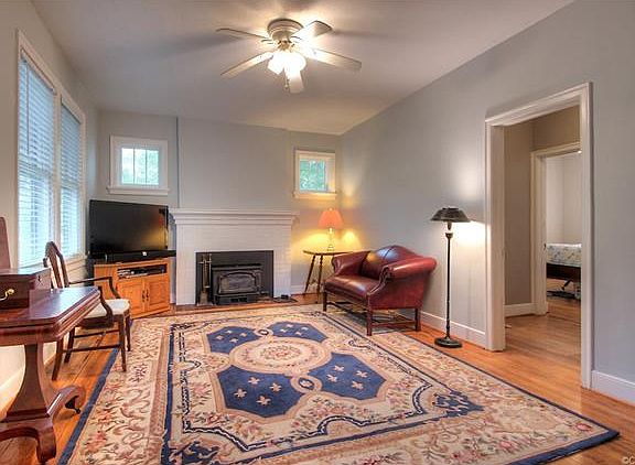 2nd image of 5501 Chesterfield Dr
