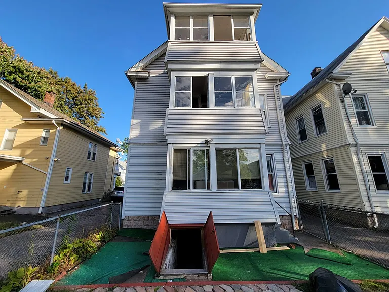 504 Winthrop Ave #2 — Photo 24