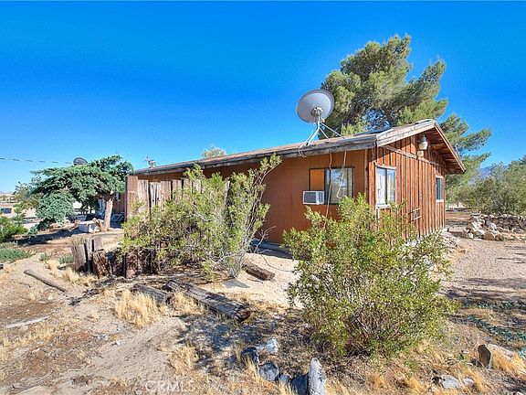 2nd image of 45757 Paddington Rd