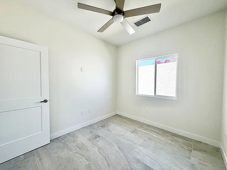 68160-68162 Modalo Rd — Photo 10