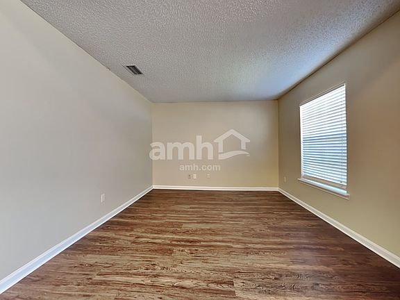 5th image of 5726 Ortega Park Blvd