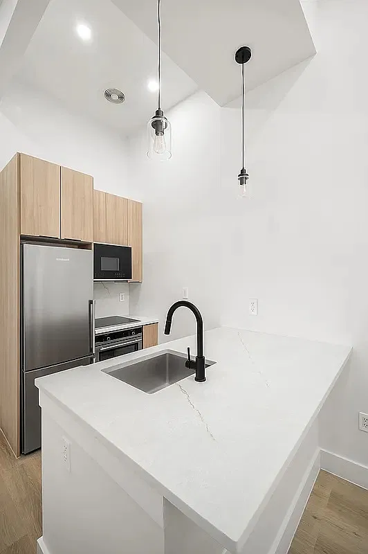405 Linden Street — Photo 4