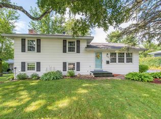 4549 W 111th St, Minneapolis, MN 55437