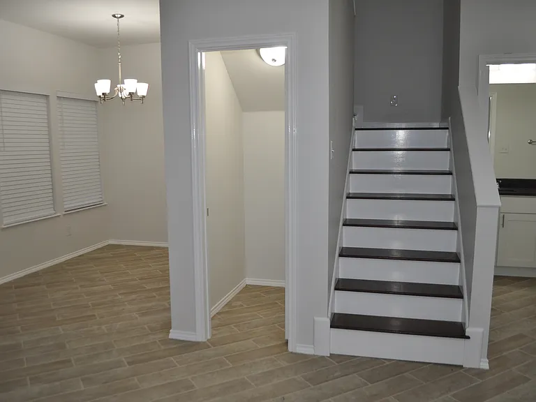 2368 Murphy Ct — Photo 5