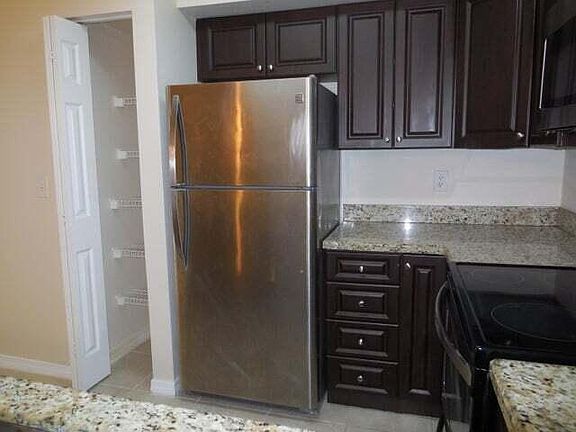 5th image of 1707 Village Blvd APT 108