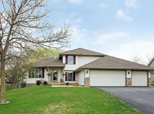 15675 Crocus Ct, Rosemount, MN 55068