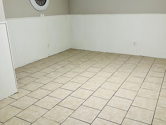 5th image of 409 E Harvest Ln #409
