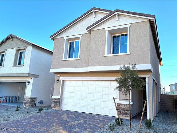 2nd image of 4771 Illustria Ave