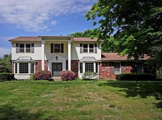 505 Bonhomme Forest Dr, Saint Louis, MO 63132